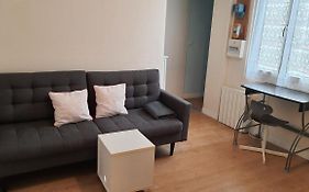 F2 Meuble Rer B La Place/ Gentilly, Proche 75014, Parking Libre, Cc Vache Noir, Complexe Sportif Raspail